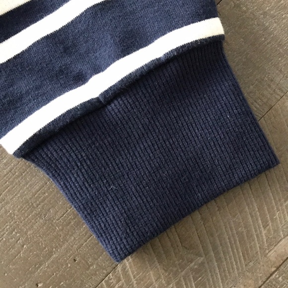 Extremely stylish “H&M” Long Sleeve - Picture 6 of 7